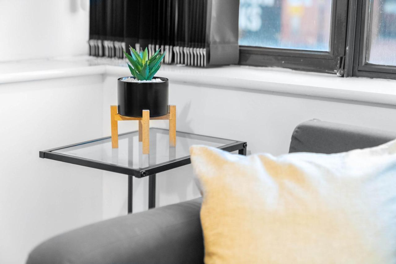 Beautiful Birmingham Central Spacious Apartment-Free Parking, Wifi, Contractors, Hs2, Bullring, Birmingham City Fc Dış mekan fotoğraf