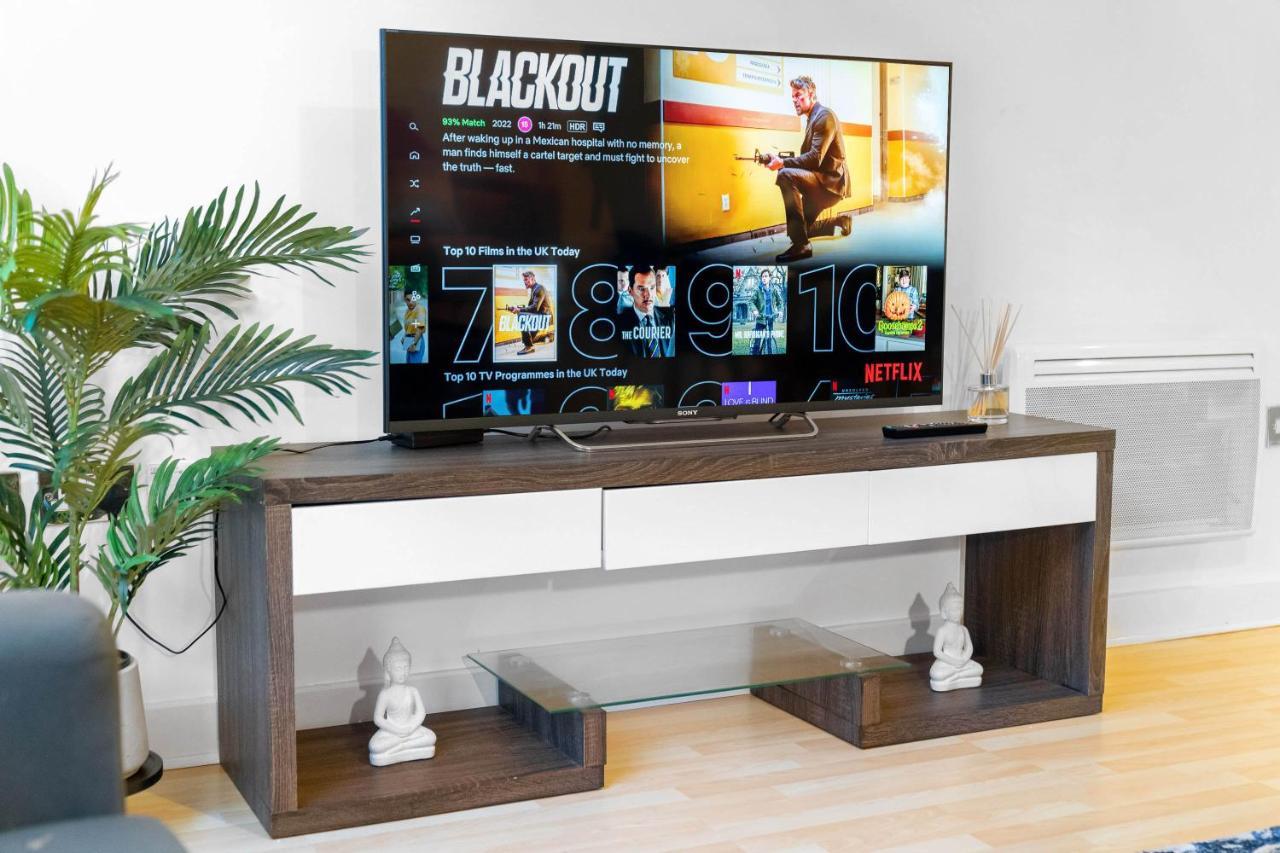 Beautiful Birmingham Central Spacious Apartment-Free Parking, Wifi, Contractors, Hs2, Bullring, Birmingham City Fc Dış mekan fotoğraf