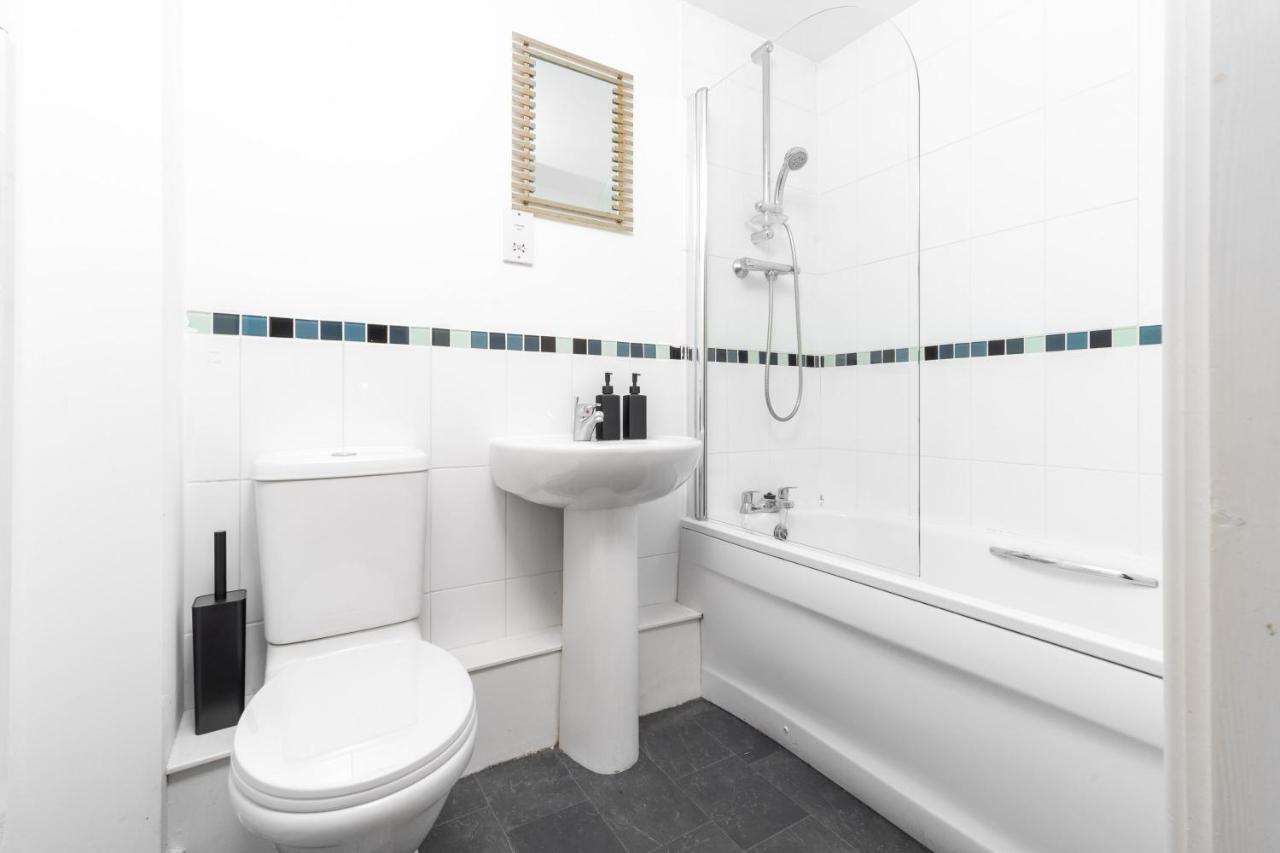 Beautiful Birmingham Central Spacious Apartment-Free Parking, Wifi, Contractors, Hs2, Bullring, Birmingham City Fc Dış mekan fotoğraf